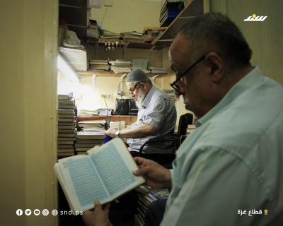 إجلالا لكتاب الله.. مبادرة إصلاح وتجديد المصاحف في غزة (12).jpg
