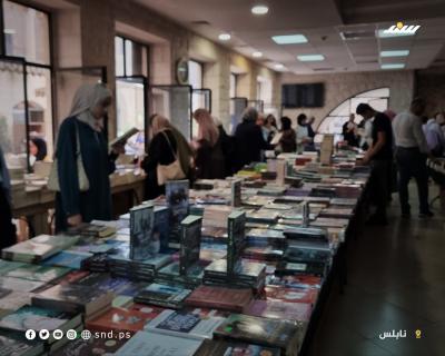 معرض كتاب (3).jpg