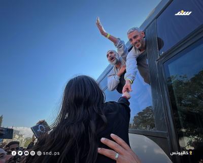 وصول عشرات الأسرى المحررين على مستشفى الأوروربي في خانيونس جنوب قطاع غزة 1.jpg