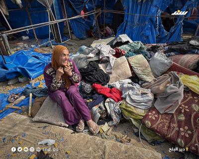 الأضرار التي لحقت بخيام النازحين في مستشفى شهداء الأقصى بدير البلح 2.jpg