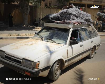 جانب من نزوح سكان عدة مناطق في دير البلح وسط القطاع بعد أوامر إخلاء  إسرائيلية جديدة (8).jpg