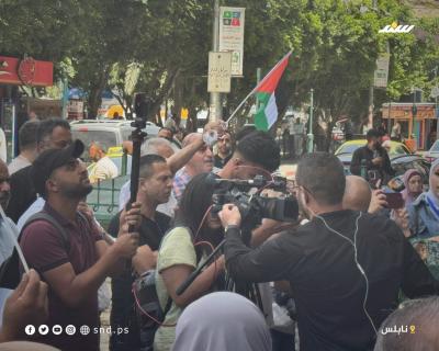 وقفة تضامنية مع الأسرى وسط نابلس2.jpg