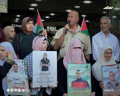 وقفة تضامنية دعما للأسرى ونصرة لغزة وسط نابلس2.jpg