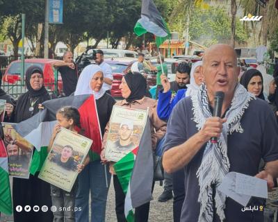 وقفة تضامنية وسط نابلس دعما للأسرى ونصرة لغزة ورفضا لخطة ترامب لوقف الحرب في قطاع غزة8.jpg