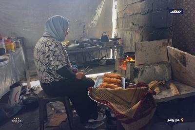 عائلة غزية تسكن منزلها المهدم  (4).jpeg
