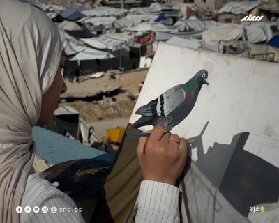 فتاة ترسم.jpg
