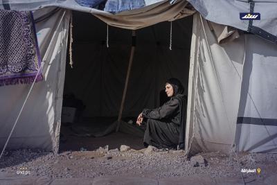 فلسطينيون في منطقة المغراقة وسط قطاع غزة  يعانون من أضرار لحقت بخيامهم بسبب الأمطار1.jpg