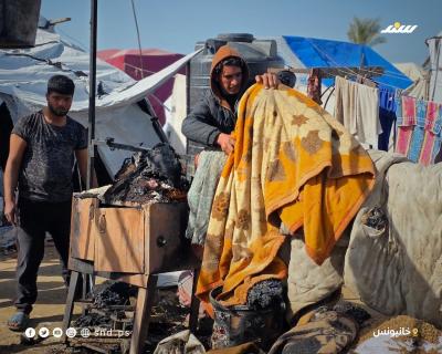 الدمار الذي لحق بخيام النازحين جراء القصف الإسرائيلي على منطقة المواصي غرب خانيونس4.jpg