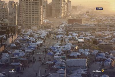 مشاهد عامة لخيام النازحين على شاطئ مدينة غزة2.jpg