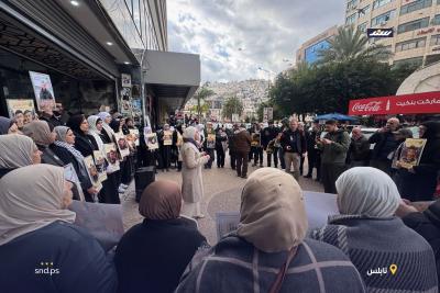 اعتصام وسط نابلس تضامناً مع الأسرى في سجون الاحتلال1.jpg