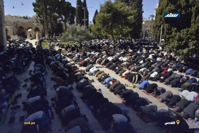 الصلاة في الأقصى.jpg