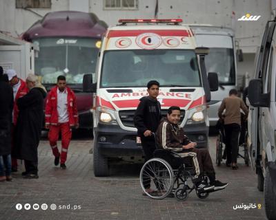 عدد من مرضى وجرحى غزة يغادرون القطاع للعلاج في الخارج.5.jpg
