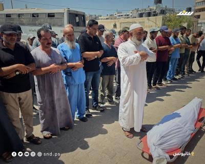 صلاة الجنازة على شهيد.jpg