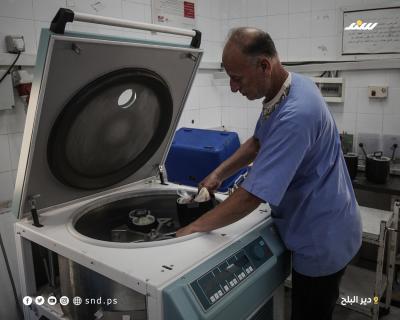 المختبرات الطبية داخل مستشفى شهداء الأقصى تعمل وسط نقص حاد في مستلزمات التحاليل وتعطل الأجهزة الفنية 3.jpg