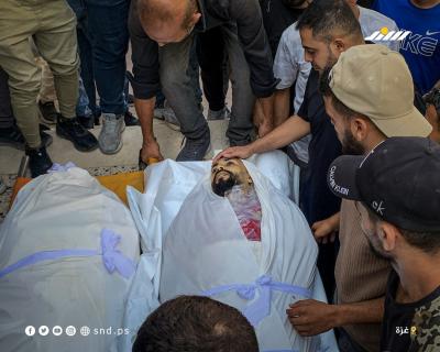 تشييع شهيدين ارتقيا في استهداف إسرائيلي بمنطقة النفق بمدينة غزة5.jpg