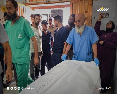 شهداء ومصابون يصلون إلى مجمع ناصر الطبي إثر غارة إسرائيلية في مواصي خانيونس2.jpg
