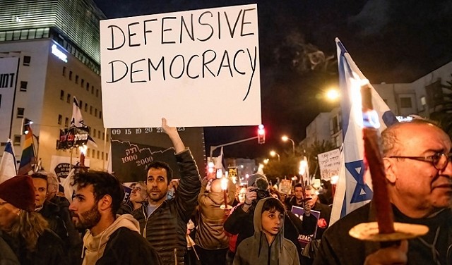 مظاهرة في تل أبيب ضد خطة الحكومة الإسرائيلية.jpg