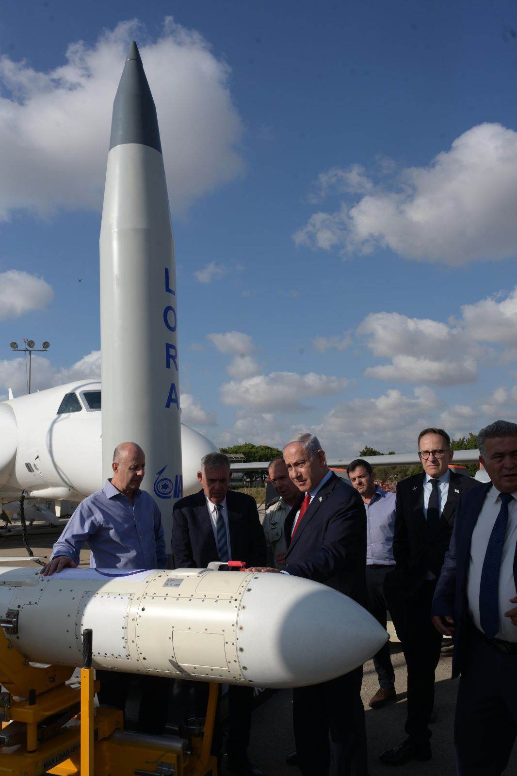 نتنياهو يزور الصناعات الجوية الإسرائيلية (3).jpg
