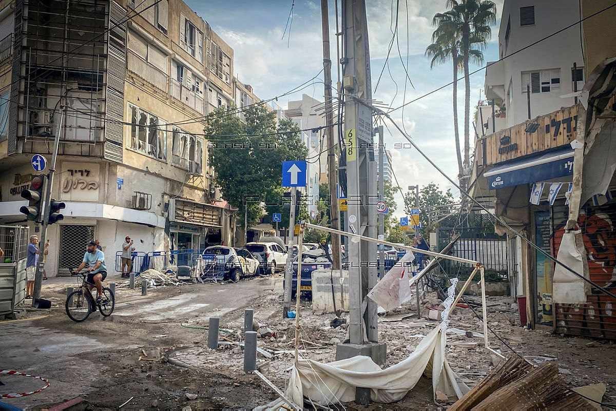 قصف تل أبيب (2).jpg