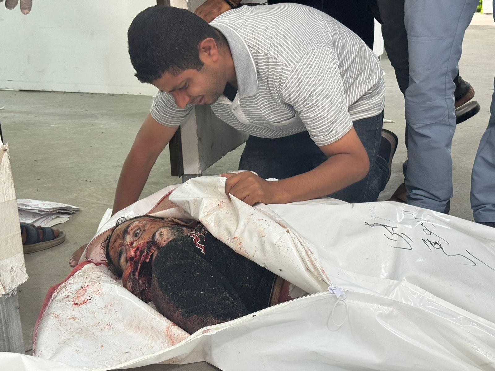 مجزرة خيام النازحين رفح 5.jpg