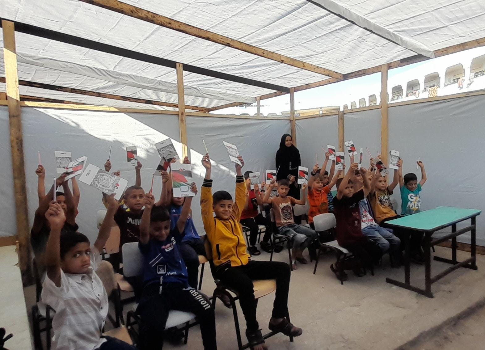 مبادرة تعليم أطفال في غزة  (2).jpeg