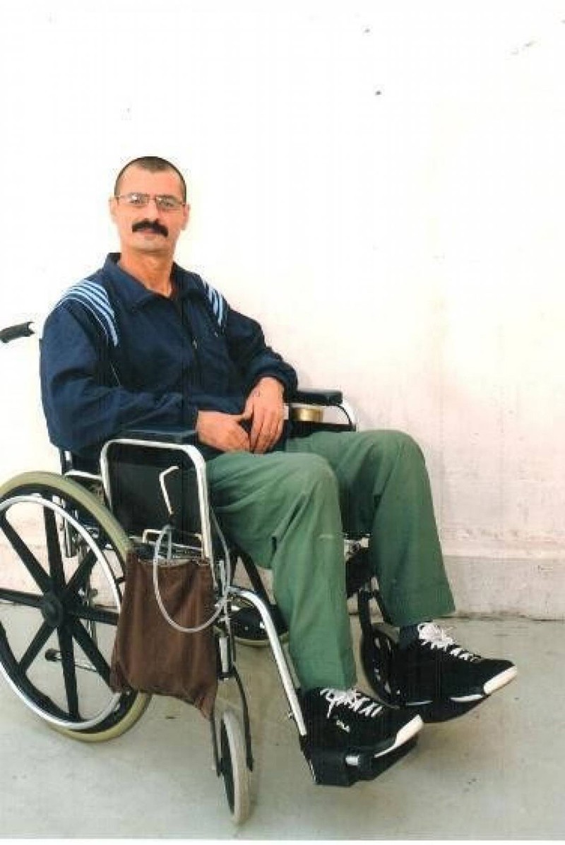 الأسير منصور موقدي.jpg