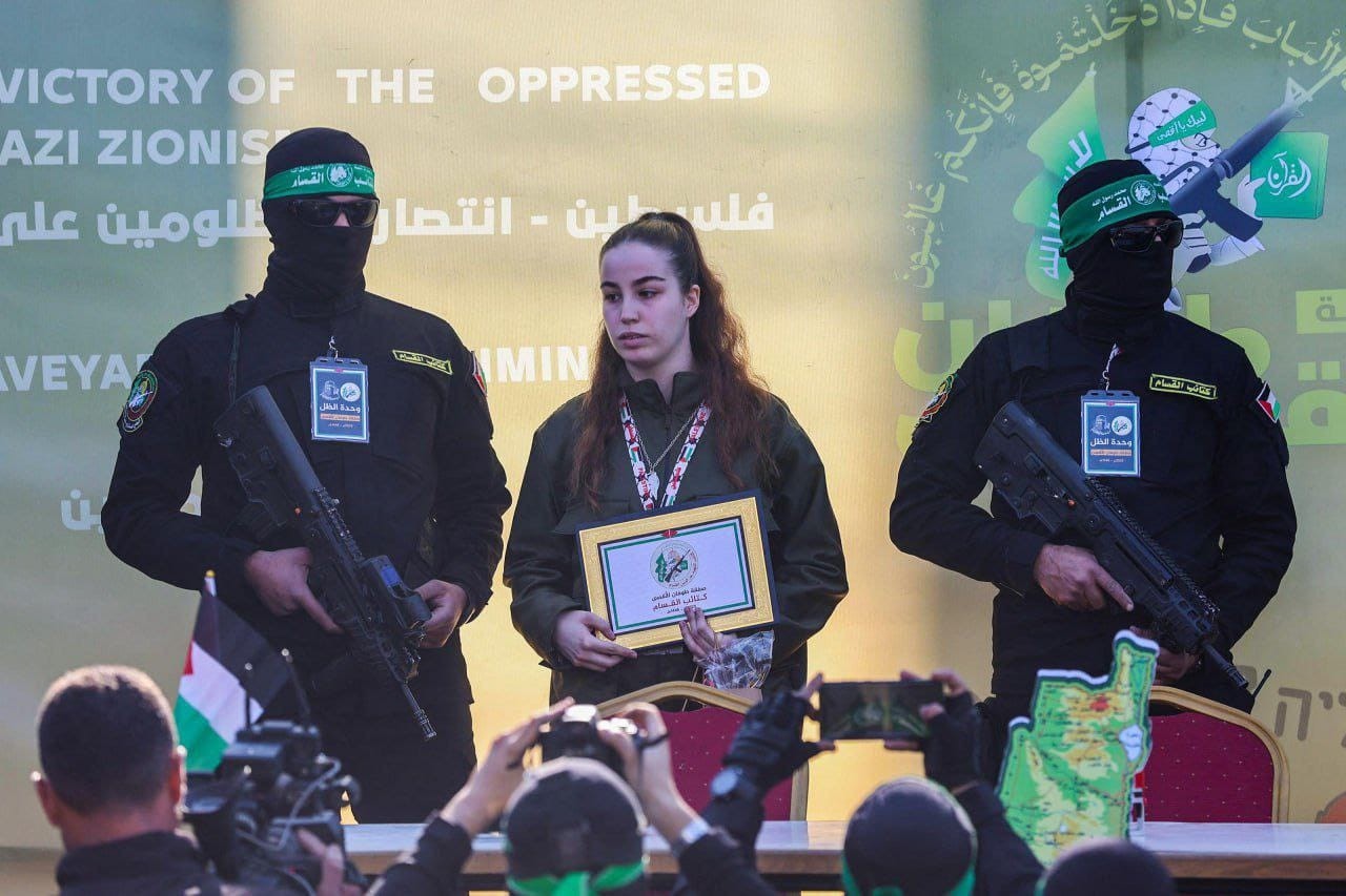 أسيرة سابقة لدى المقاومة.jpeg