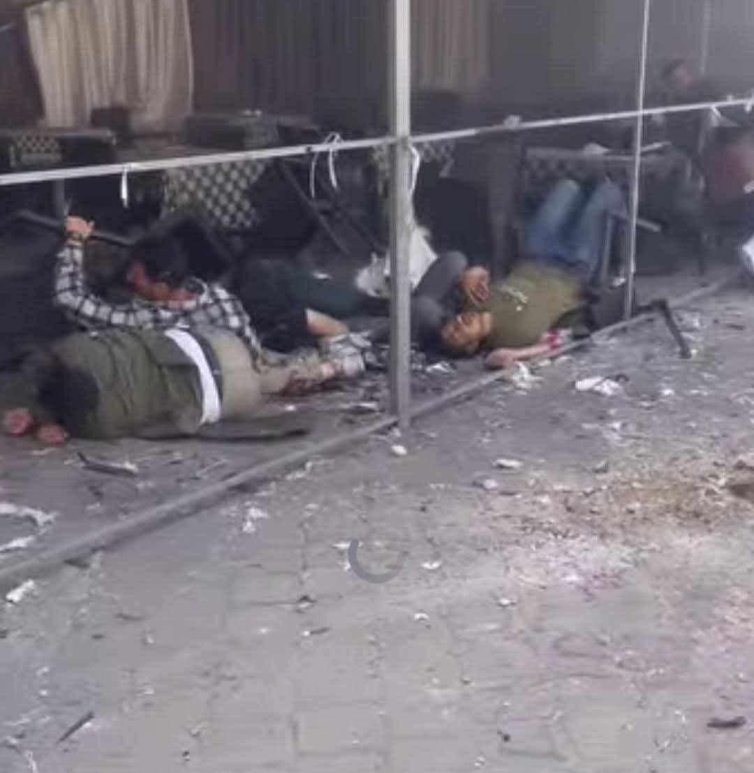 مجزرة المطعم.jpg