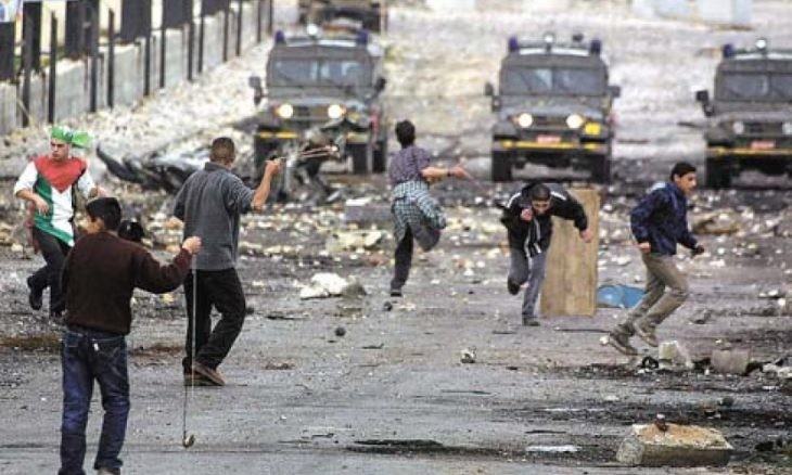 انتفاضة الحجارة (2).jpg