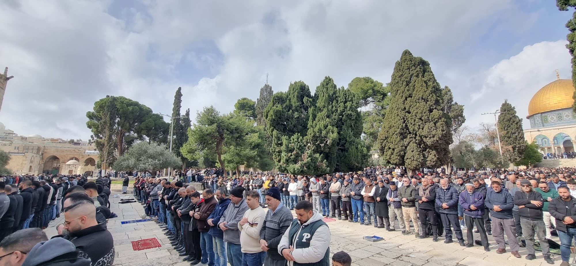 صلاة الجمعة في الأقصى (1).jpeg