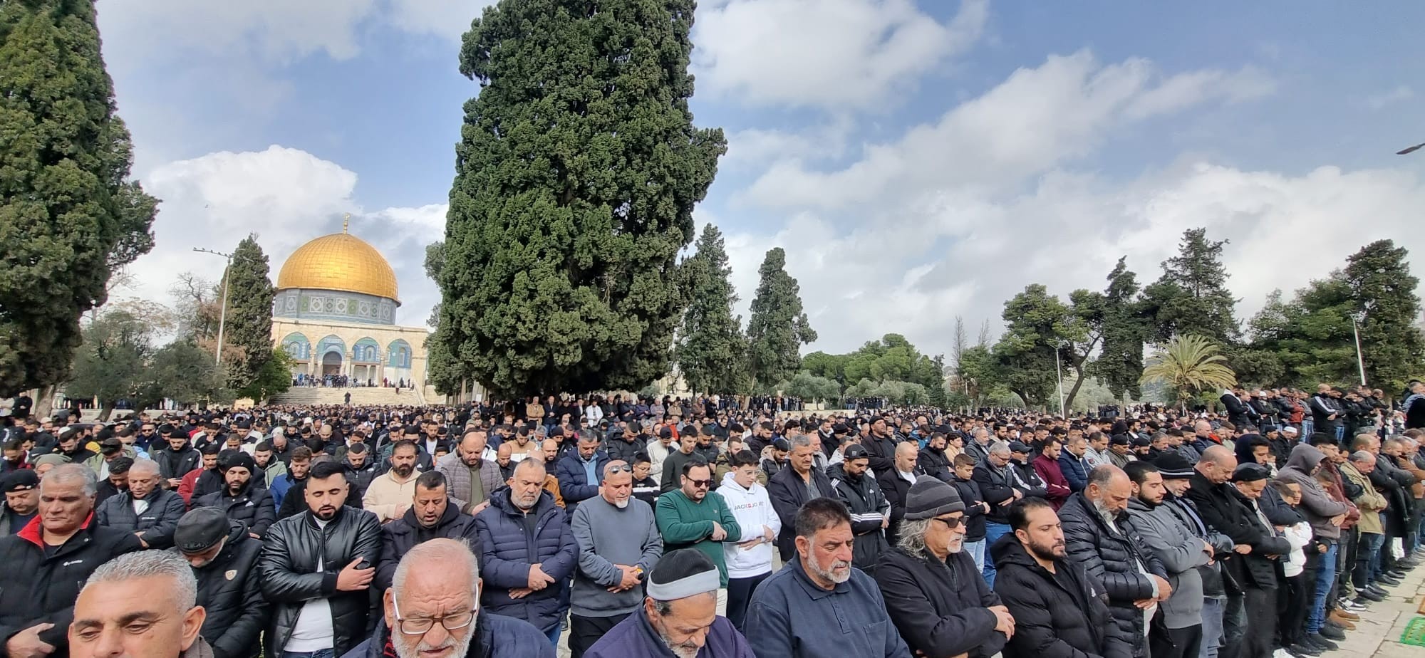 صلاة الجمعة في الأقصى (2).jpeg