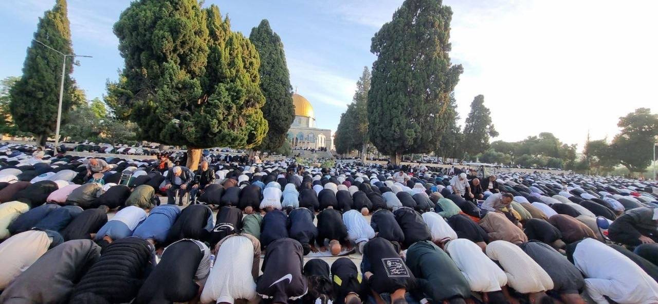 صلاة العيد.jpg