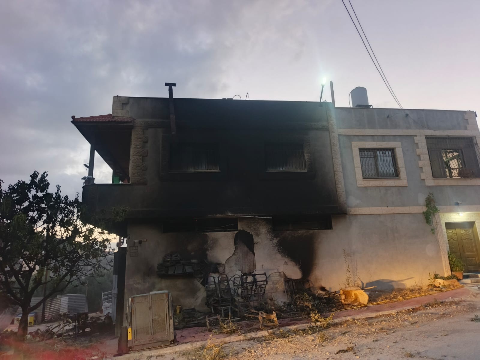 حرق منزل في عوريف.jpg